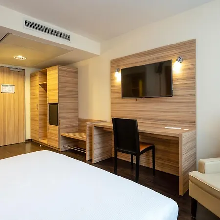 Messe&airport Hotel