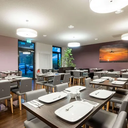 Messe & Airport شتوتغارت