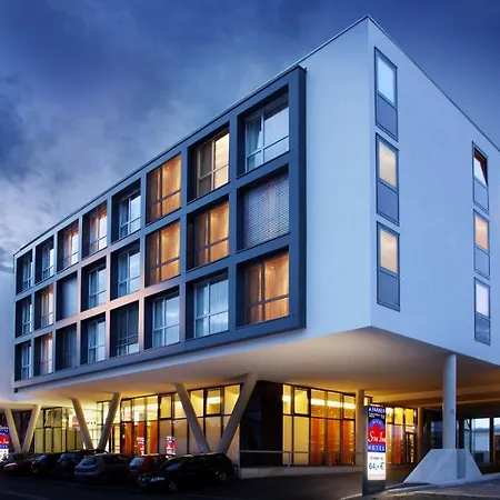 Messe & Airport شتوتغارت