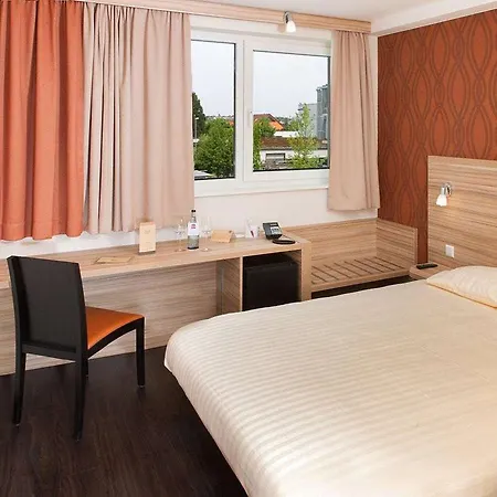 Messe&airport Hotel