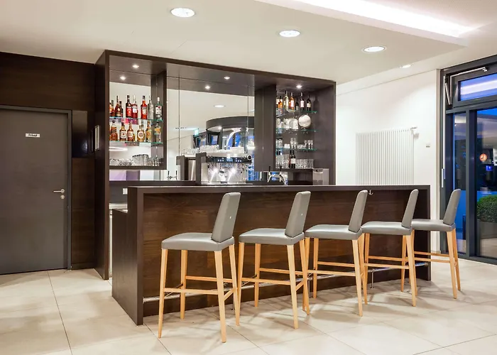 Hotel Messe & Airport 3*