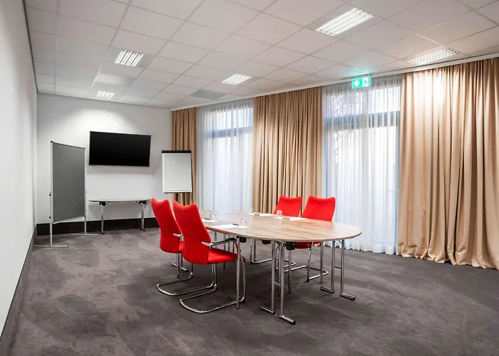 Messe & Airport Hotel