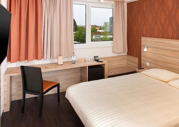 Messe & Airport Hotel