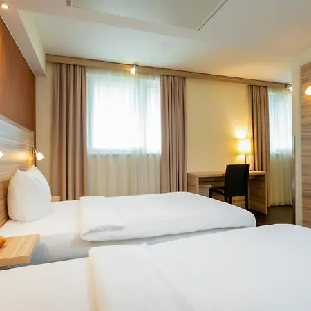 Messe & Airport Hotel